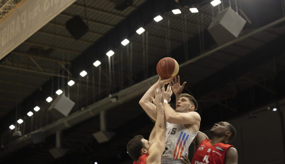 ParisvsJLBourg_DustinVS2