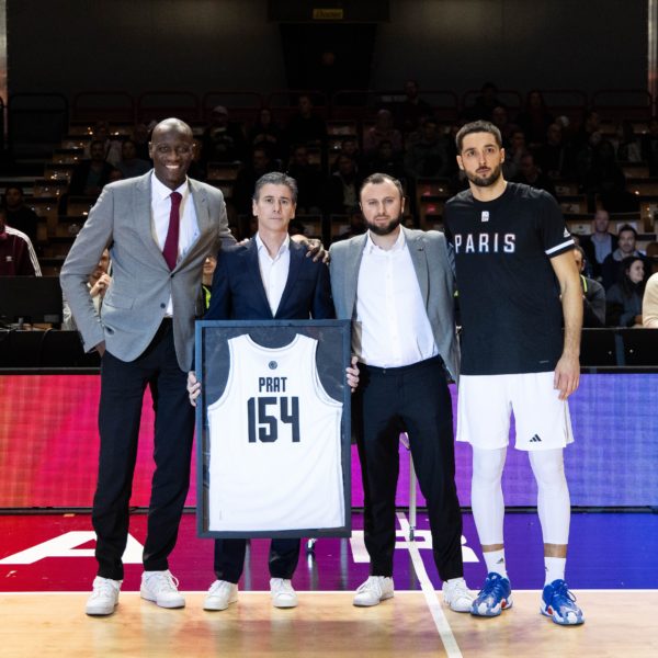 Le Paris Basketball a rendu hommage à Prat