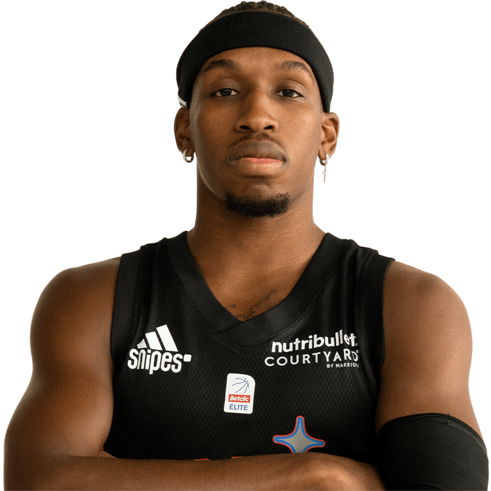 t-j-shorts-joueur-du-parisbasketball